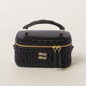 Miu Miu 5BH226 Hand-held Vanity Case In Matelasse Nappa Leather Black