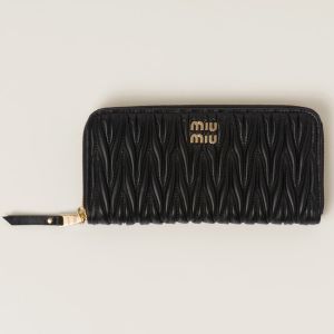 Miu Miu Large Zipper Bifold Wallet In Matelasse Nappa Leather Black